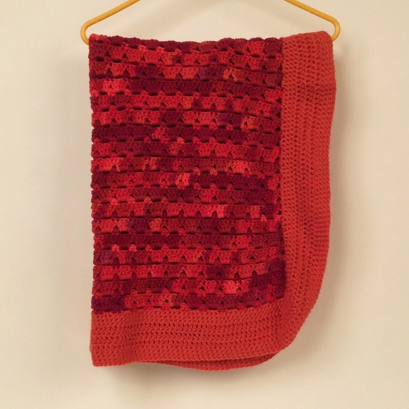 Crocheted throw blanket. - Picture 1 of 3